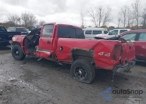 2005 Chevrolet Silverado 1500Hd Ls z USA, uszkodzony, nr VIN 1GCGK13U15F855601
